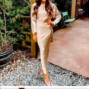 ASOS DESIGN satin batwing bias cut maxi 
Champagne Sz 10